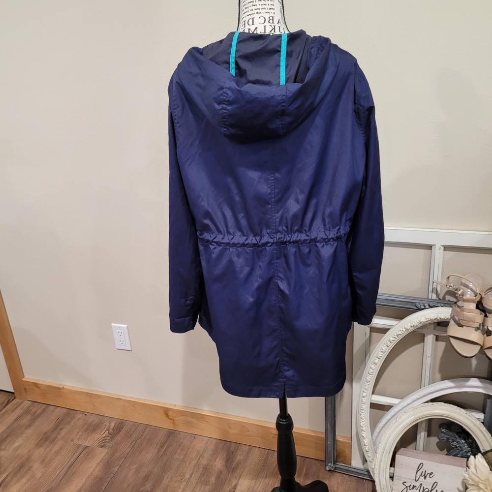 Weather Tamer Womens SZ Lg 12-14 Parka in a‎ pocket Wind breaker w/hood blue EUC - Picture 3 of 10
